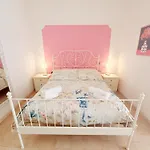 לינה וארוחת בוקר A Casa Di Mario E Nene 3*