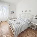 A Casa Di Mario E Nene לינה וארוחת בוקר