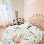A Casa Di Mario E Nene 3* וירג'יו